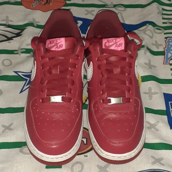 2007 Nike Valentines Day Air Force One Shoes 7.5 Vintage AF1 Low Valentine Red 1 - Picture 2 of 12